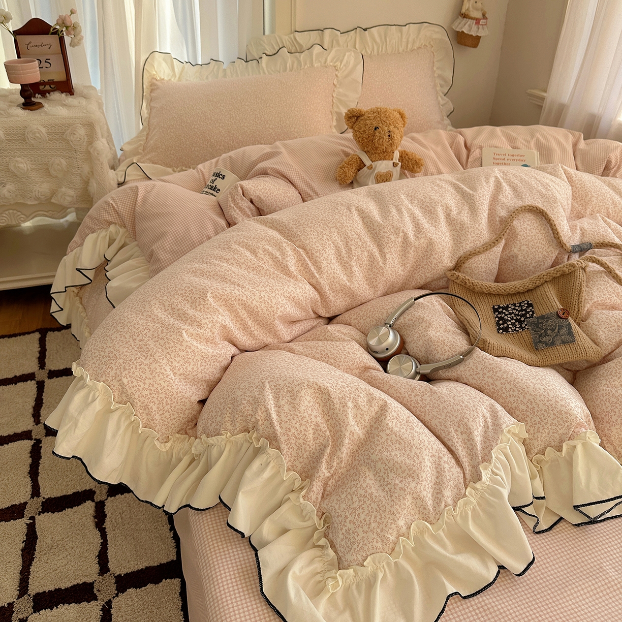 91家纺网 家纺一手货源 找家纺 初夏家纺 2026 法式花边公主风四件套小清新格子简约双人床床上用品三件套床单【提供买家秀】 花边恋曲-玉