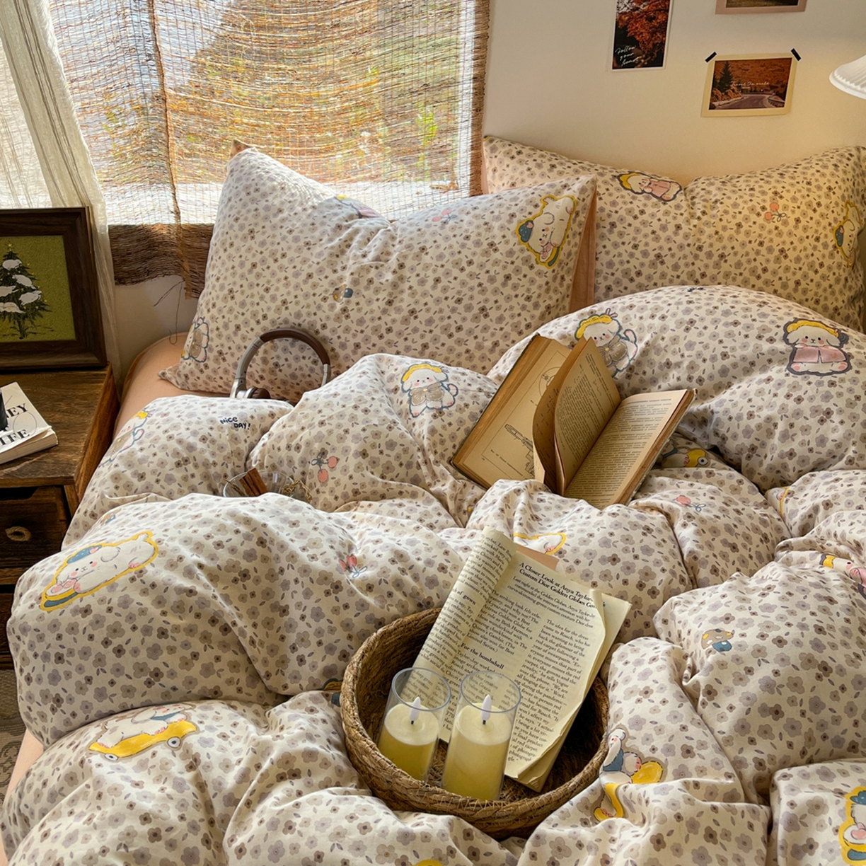 91家纺网 家纺一手货源 找家纺 金丝鸟家纺 2026春夏新款全棉纯棉棉麻印花四件套 狗狗花丛