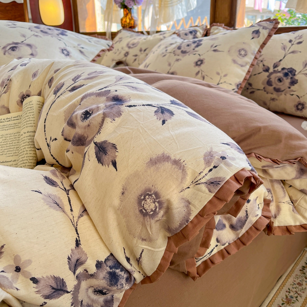 91家纺网 家纺一手货源 找家纺 金丝鸟家纺 2026春夏新款全棉纯棉棉麻印花木耳花边款四件套 莫凡