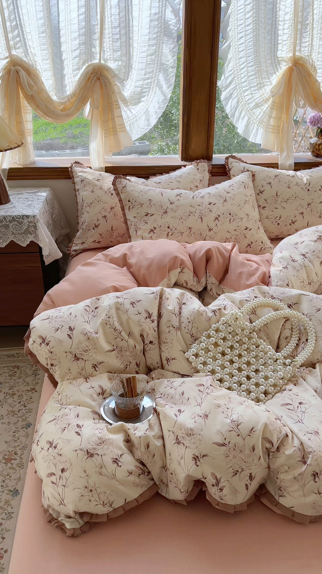 91家纺网 家纺一手货源 找家纺 金丝鸟家纺 2026春夏新款全棉纯棉棉麻印花木耳花边款四件套 摇曳