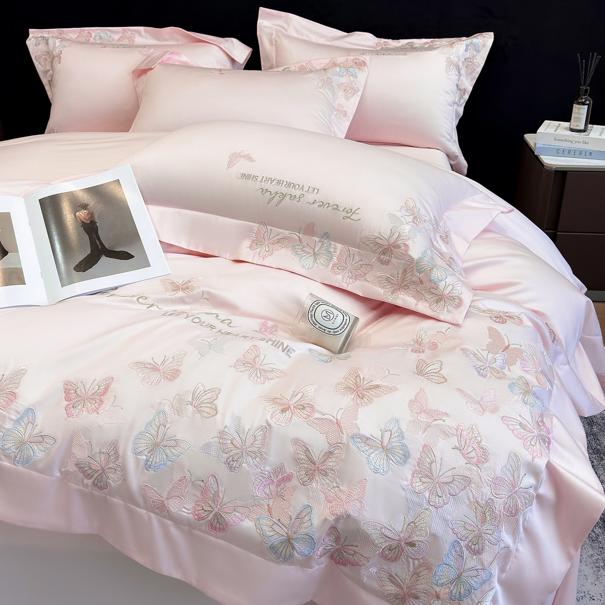 91家纺网 家纺一手货源 找家纺 星蕴家纺 2026新款双股贡缎长绒棉四件套-挚爱 挚爱-浪漫粉