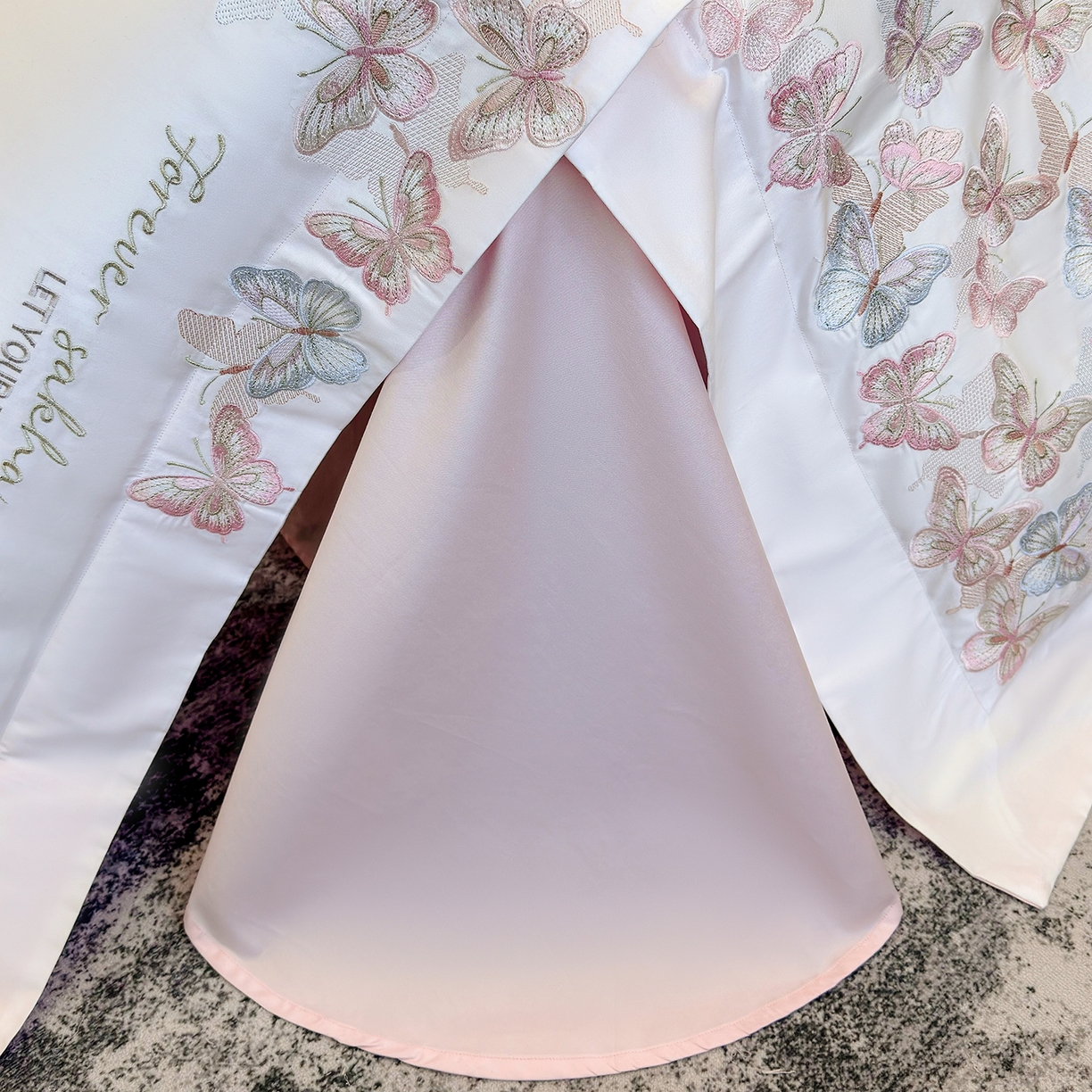 91家纺网 家纺一手货源 找家纺 星蕴家纺 2026新款双股贡缎长绒棉四件套-挚爱 挚爱-珍珠白