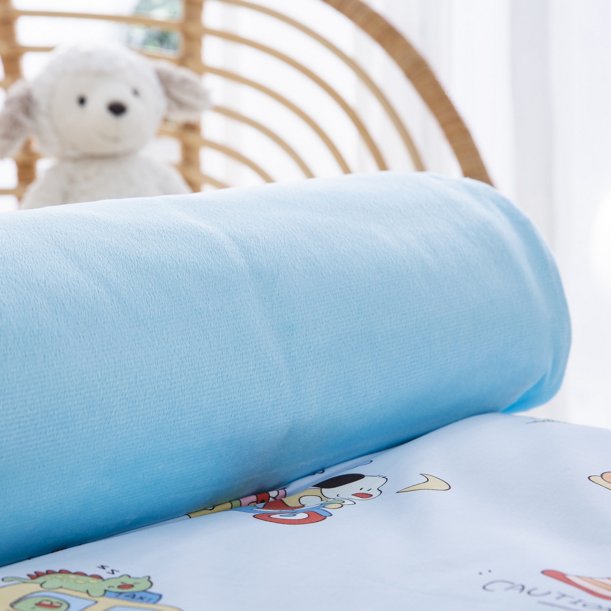 91家纺网 家纺一手货源 找家纺 乐秀 2026新款幼儿园双面四季款儿童床垫套+床垫芯 欢乐碰碰车