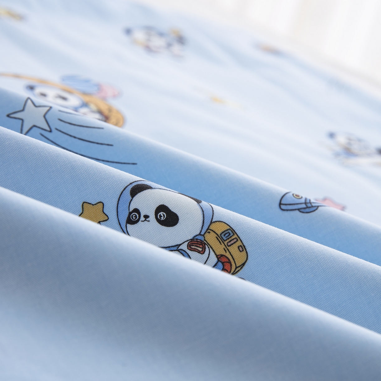 91家纺网 家纺一手货源 找家纺 乐秀 2026新款幼儿园双面四季款儿童床垫套+床垫芯 熊猫太空人