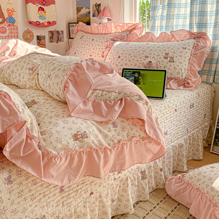 91家纺网 家纺一手货源 找家纺 富米莱（原臻工厂） 2026春夏新款仿棉A类韩系大花边床盖床裙四件套 艾利花园