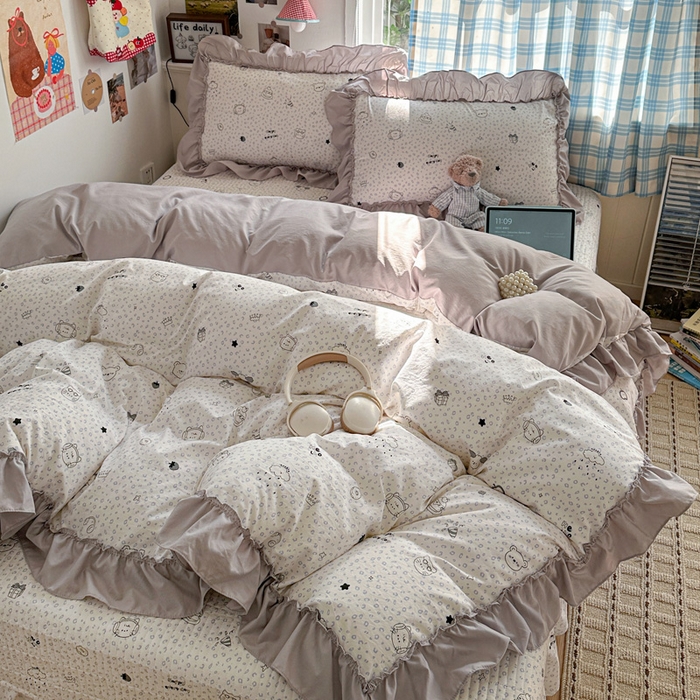 91家纺网 家纺一手货源 找家纺 富米莱（原臻工厂） 2026春夏新款仿棉A类韩系大花边床盖床裙四件套 耳机猫猫