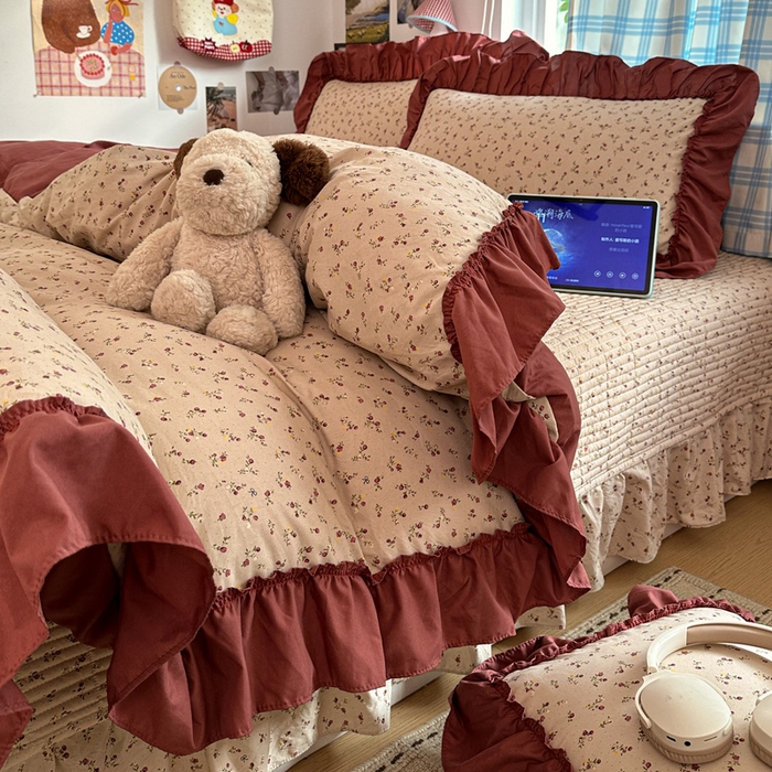 91家纺网 家纺一手货源 找家纺 富米莱（原臻工厂） 2026春夏新款仿棉A类韩系大花边床盖床裙四件套 花影