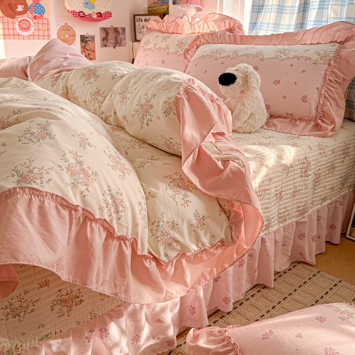 91家纺网 家纺一手货源 找家纺 富米莱（原臻工厂） 2026春夏新款仿棉A类韩系大花边床盖床裙四件套 玫瑰庄园