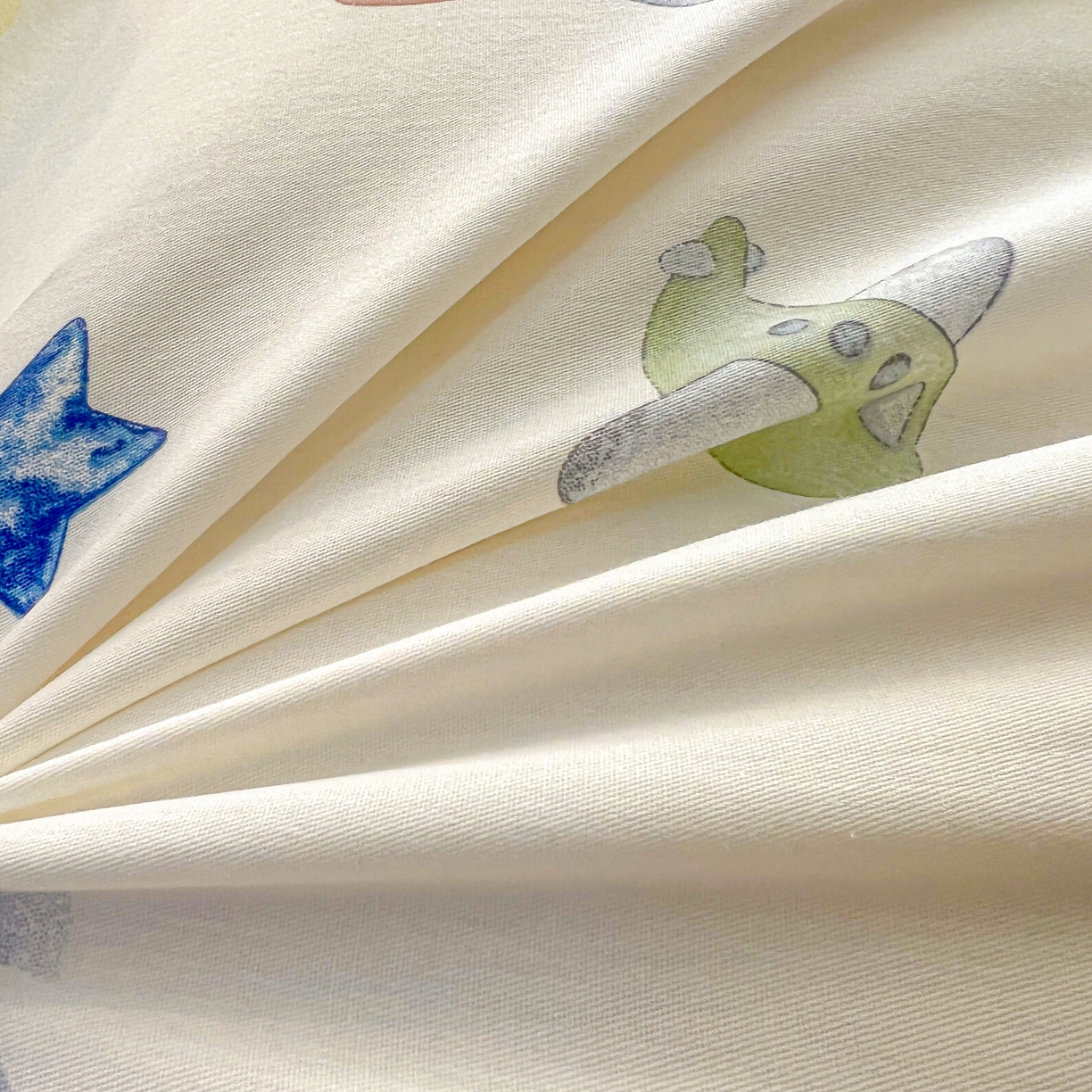 91家纺网 家纺一手货源 找家纺 珂博家纺 2026新款12868全棉纯棉小清新印花四件套 星辰大海