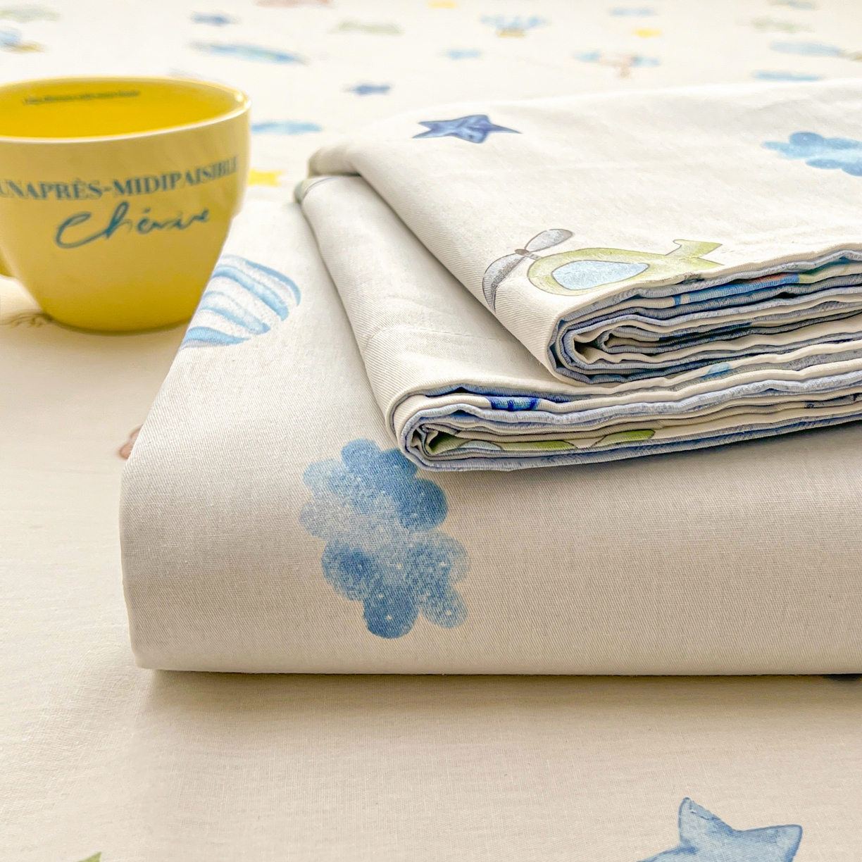 91家纺网 家纺一手货源 找家纺 珂博家纺 2026新款12868全棉纯棉小清新印花四件套 星辰大海