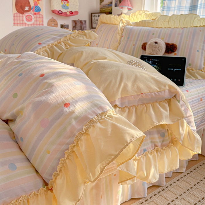 91家纺网 家纺一手货源 找家纺 富米莱（原臻工厂） 2026春夏新款仿棉A类韩系大花边床盖床裙四件套 七彩点点