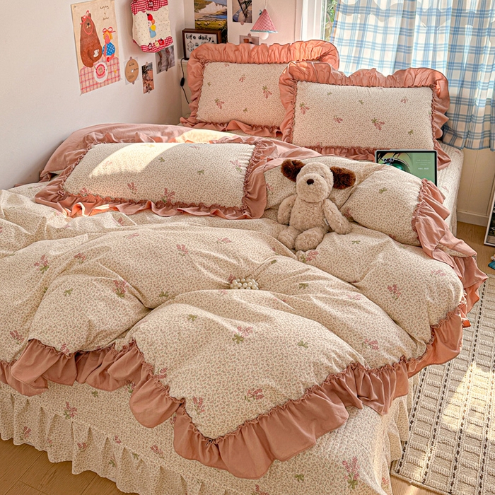 91家纺网 家纺一手货源 找家纺 富米莱（原臻工厂） 2026春夏新款仿棉A类韩系大花边床盖床裙四件套 晚樱落海