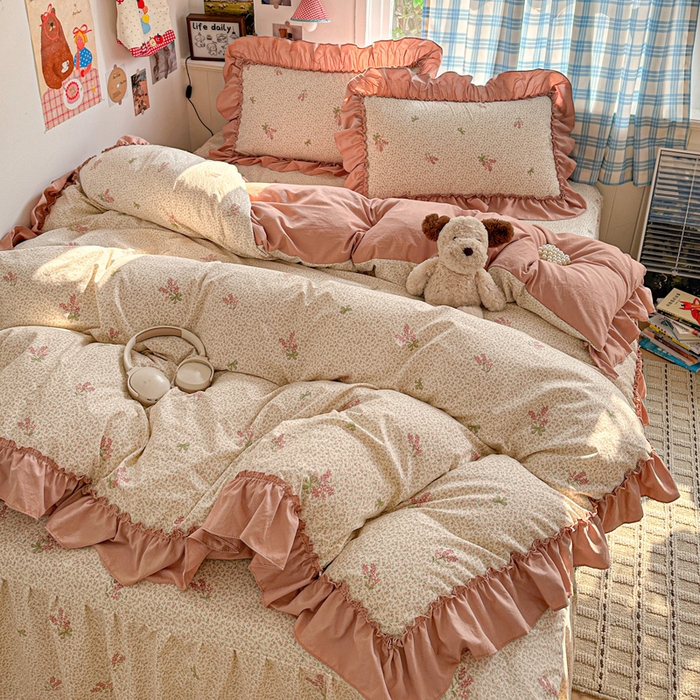 91家纺网 家纺一手货源 找家纺 富米莱（原臻工厂） 2026春夏新款仿棉A类韩系大花边床盖床裙四件套 晚樱落海