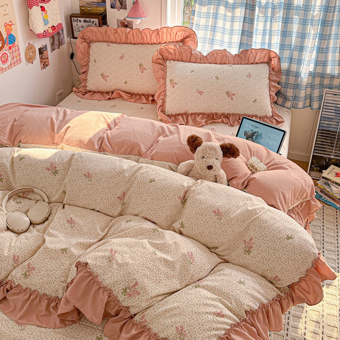 91家纺网 家纺一手货源 找家纺 富米莱（原臻工厂） 2026春夏新款仿棉A类韩系大花边床盖床裙四件套 晚樱落海