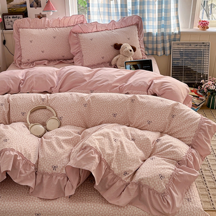 91家纺网 家纺一手货源 找家纺 富米莱（原臻工厂） 2026春夏新款仿棉A类韩系大花边床盖床裙四件套 小花粉