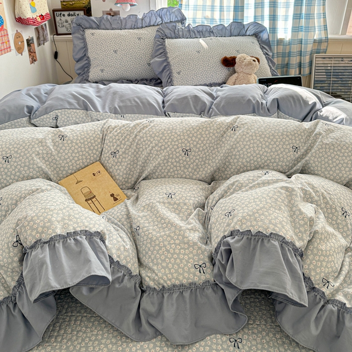 91家纺网 家纺一手货源 找家纺 富米莱（原臻工厂） 2026春夏新款仿棉A类韩系大花边床盖床裙四件套 小花蓝