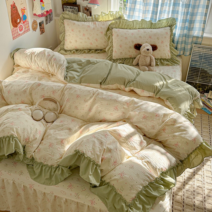 91家纺网 家纺一手货源 找家纺 富米莱（原臻工厂） 2026春夏新款仿棉A类韩系大花边床盖床裙四件套 烟火气星辰