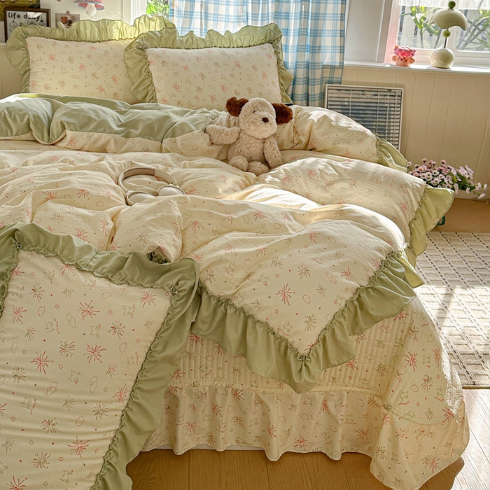 91家纺网 家纺一手货源 找家纺 富米莱（原臻工厂） 2026春夏新款仿棉A类韩系大花边床盖床裙四件套 烟火气星辰