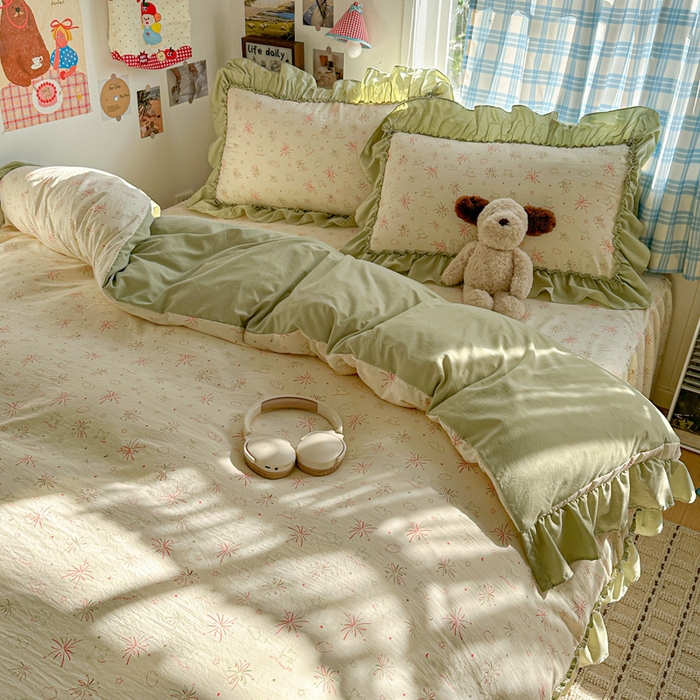 91家纺网 家纺一手货源 找家纺 富米莱（原臻工厂） 2026春夏新款仿棉A类韩系大花边床盖床裙四件套 烟火气星辰