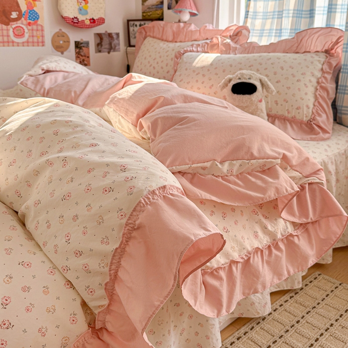 91家纺网 家纺一手货源 找家纺 富米莱（原臻工厂） 2026春夏新款仿棉A类韩系大花边床盖床裙四件套 悠悠花香