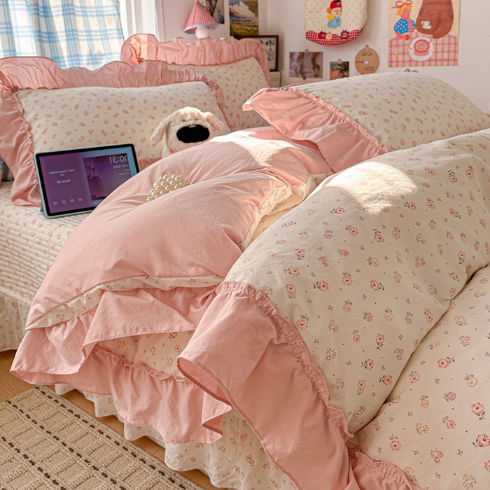 91家纺网 家纺一手货源 找家纺 富米莱（原臻工厂） 2026春夏新款仿棉A类韩系大花边床盖床裙四件套 悠悠花香