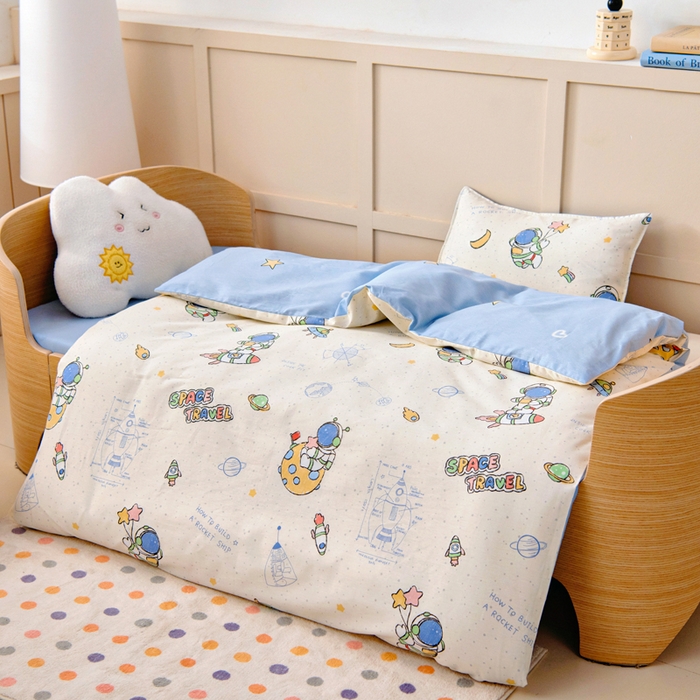 91家纺网 家纺一手货源 找家纺 鱼宝2026新款全棉幼儿园套件--萌趣系列 奇妙宇宙