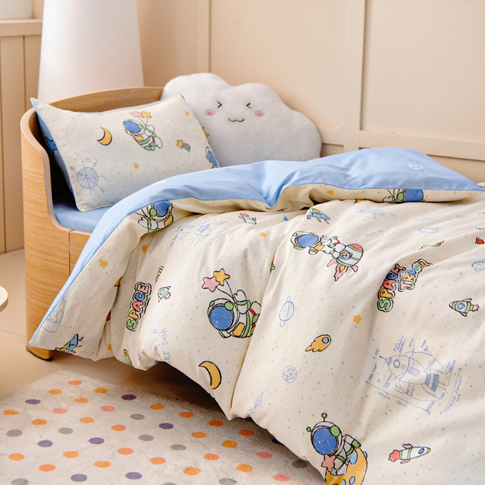 91家纺网 家纺一手货源 找家纺 鱼宝2026新款全棉幼儿园套件--萌趣系列 奇妙宇宙