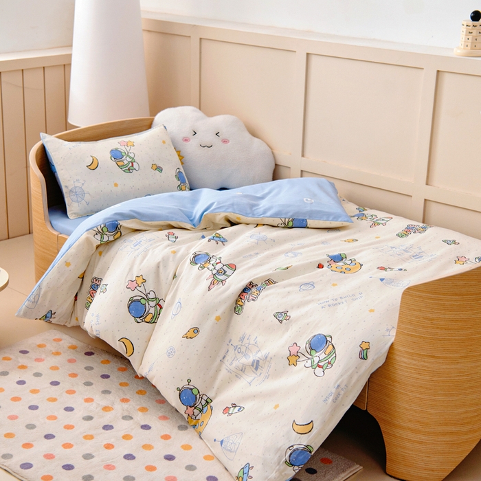 91家纺网 家纺一手货源 找家纺 鱼宝2026新款全棉幼儿园套件--萌趣系列 奇妙宇宙