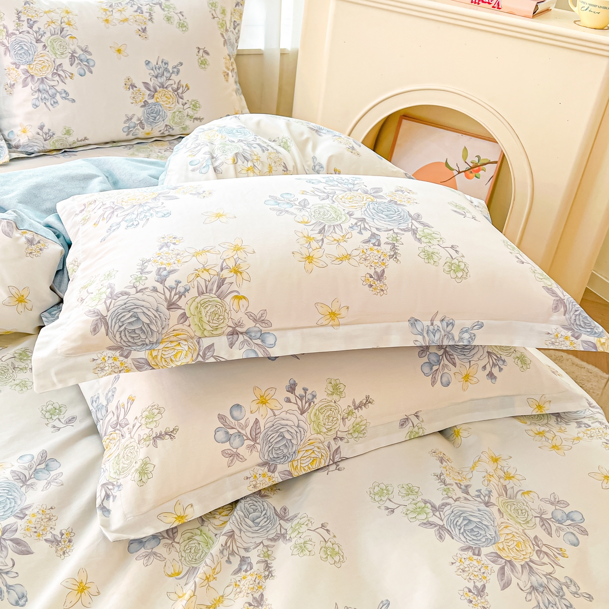 91家纺网 家纺一手货源 找家纺 珂博家纺 2026新款12868全棉纯棉小清新印花系列单品被套 晨曦花露