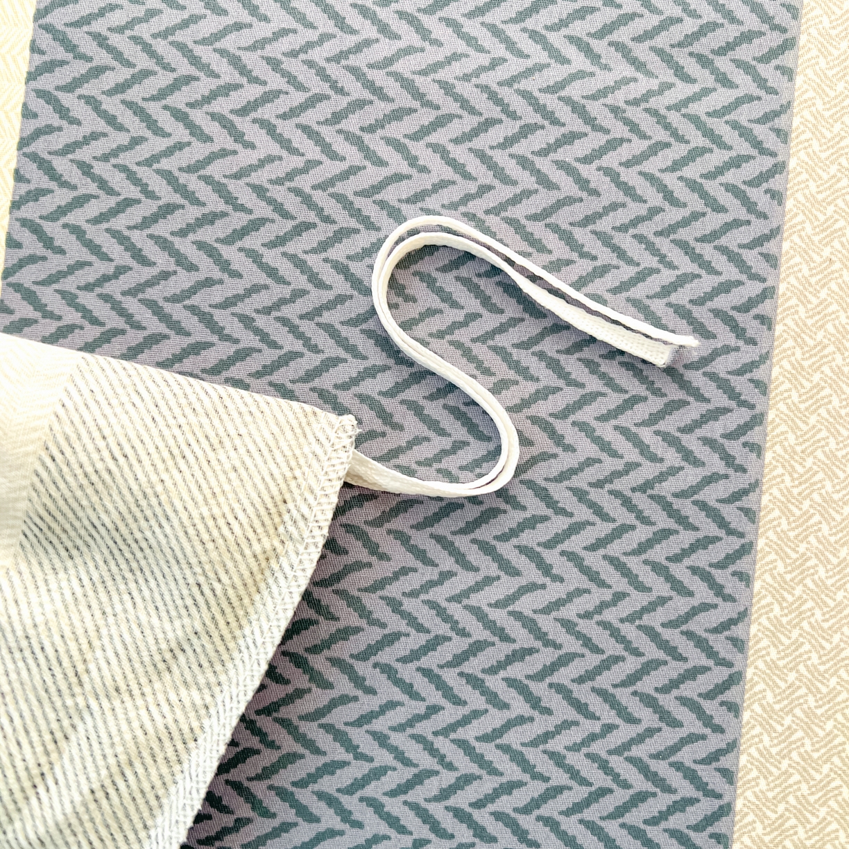 91家纺网 家纺一手货源 找家纺 珂博家纺 2026新款12868全棉纯棉小清新印花系列单品被套 格调都市