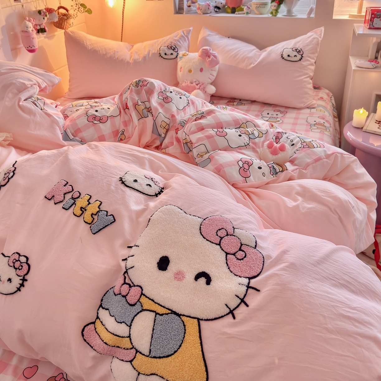 91家纺网 家纺一手货源 找家纺 优卡迪家纺馆 2026新款水洗棉印加绣四件套 甜梦小喵-玉粉