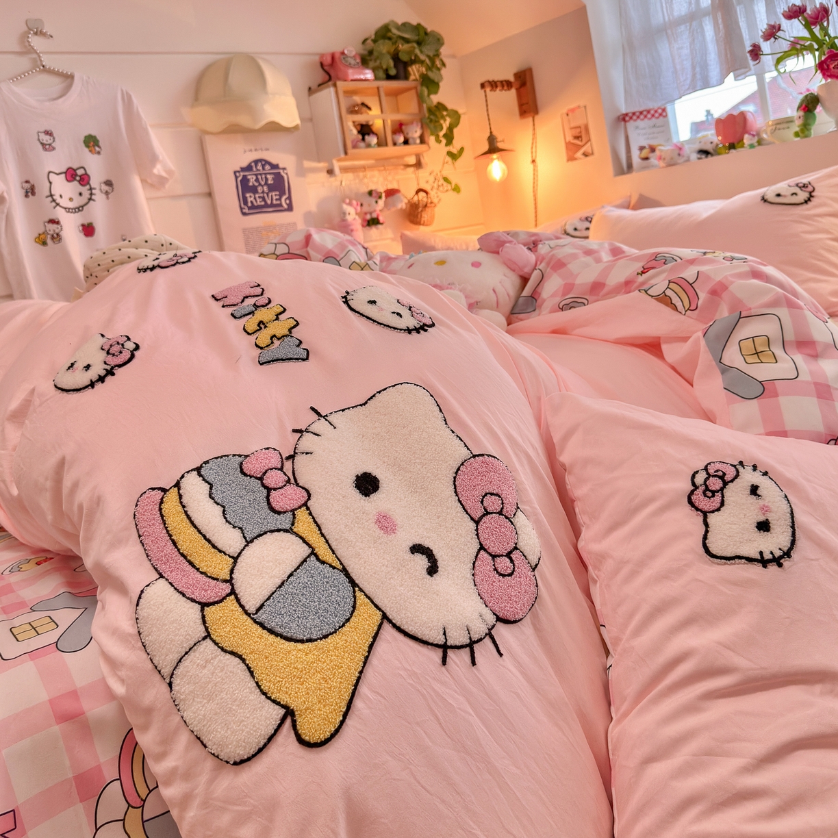 91家纺网 家纺一手货源 找家纺 优卡迪家纺馆 2026新款水洗棉印加绣四件套 甜梦小喵-玉粉