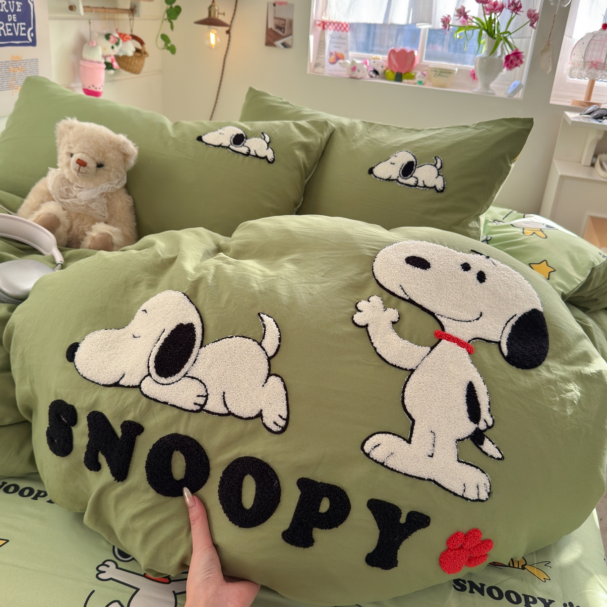 91家纺网 家纺一手货源 找家纺 优卡迪家纺馆 2026新款水洗棉印加绣四件套 花生布丁狗-茶绿