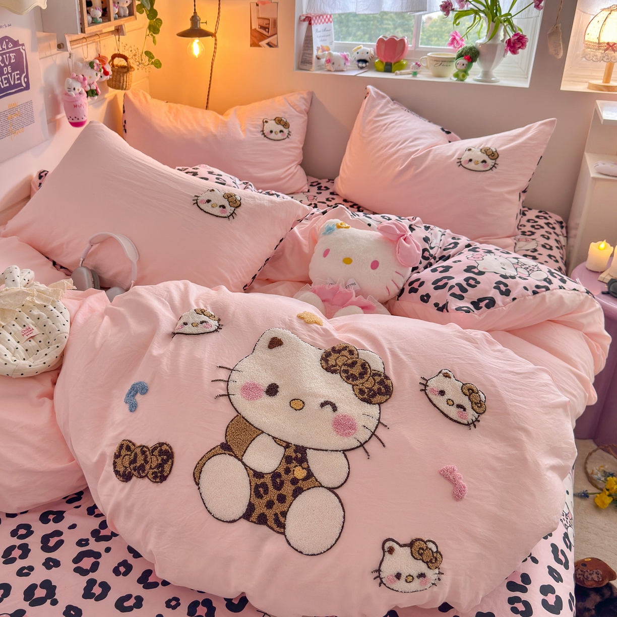 91家纺网 家纺一手货源 找家纺 优卡迪家纺馆 2026新款水洗棉印加绣四件套 豹纹KT-玉粉