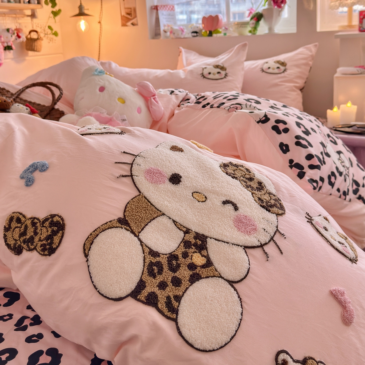 91家纺网 家纺一手货源 找家纺 优卡迪家纺馆 2026新款水洗棉印加绣四件套 豹纹KT-玉粉