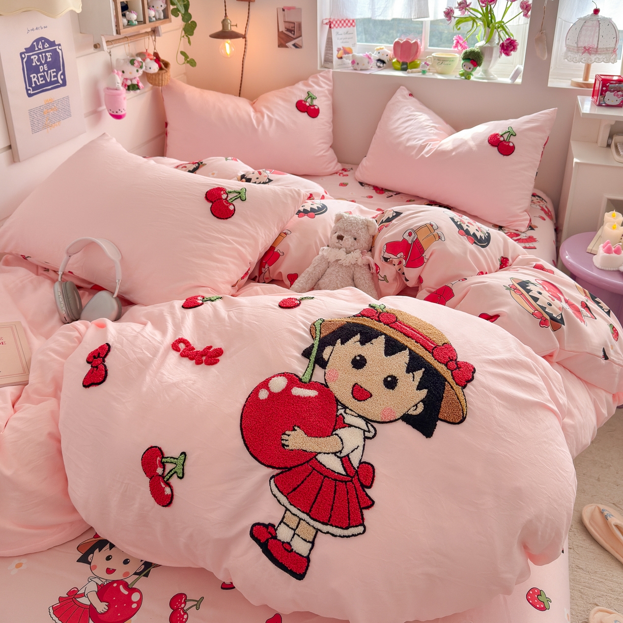 91家纺网 家纺一手货源 找家纺 优卡迪家纺馆 2026新款水洗棉印加绣四件套 草莓女孩-玉粉