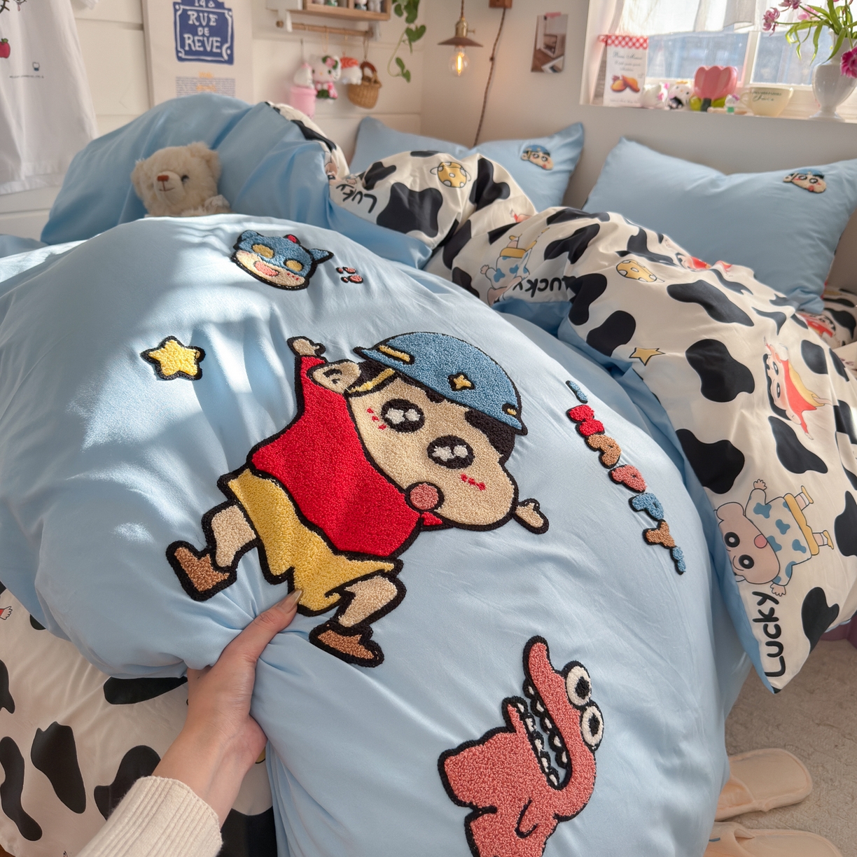 91家纺网 家纺一手货源 找家纺 优卡迪家纺馆 2026新款水洗棉印加绣四件套 动感涂鸭-天蓝