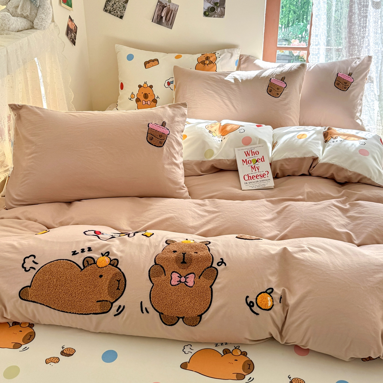 91家纺网 家纺一手货源 找家纺 优卡迪家纺馆 2026新款水洗棉印加绣四件套 卡皮巴拉-杏色