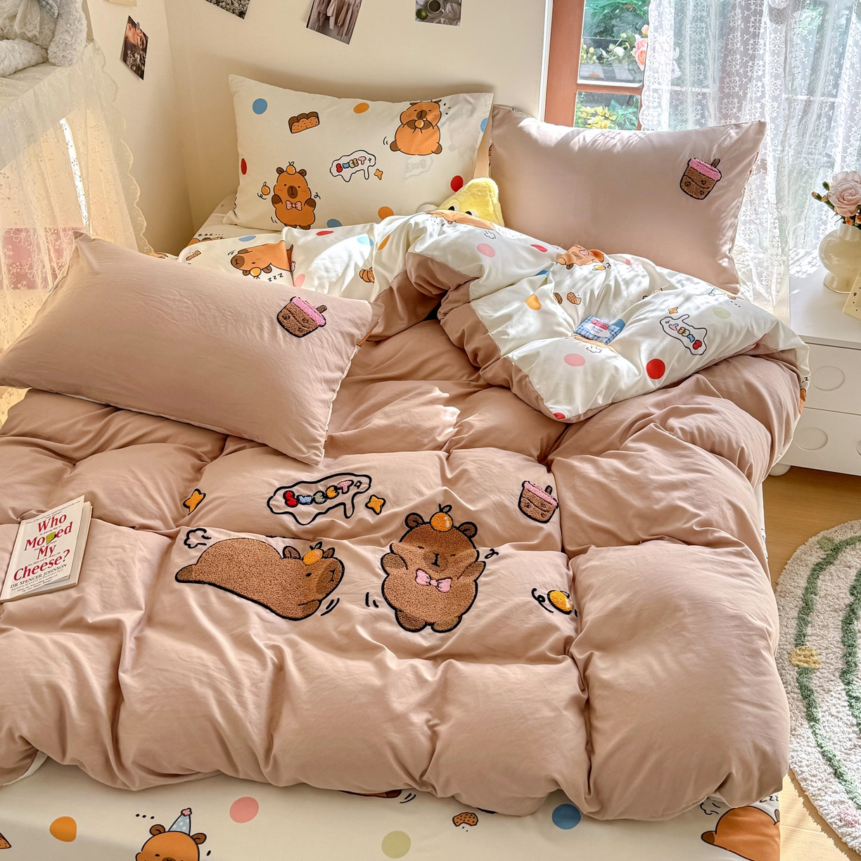 91家纺网 家纺一手货源 找家纺 优卡迪家纺馆 2026新款水洗棉印加绣四件套 卡皮巴拉-杏色