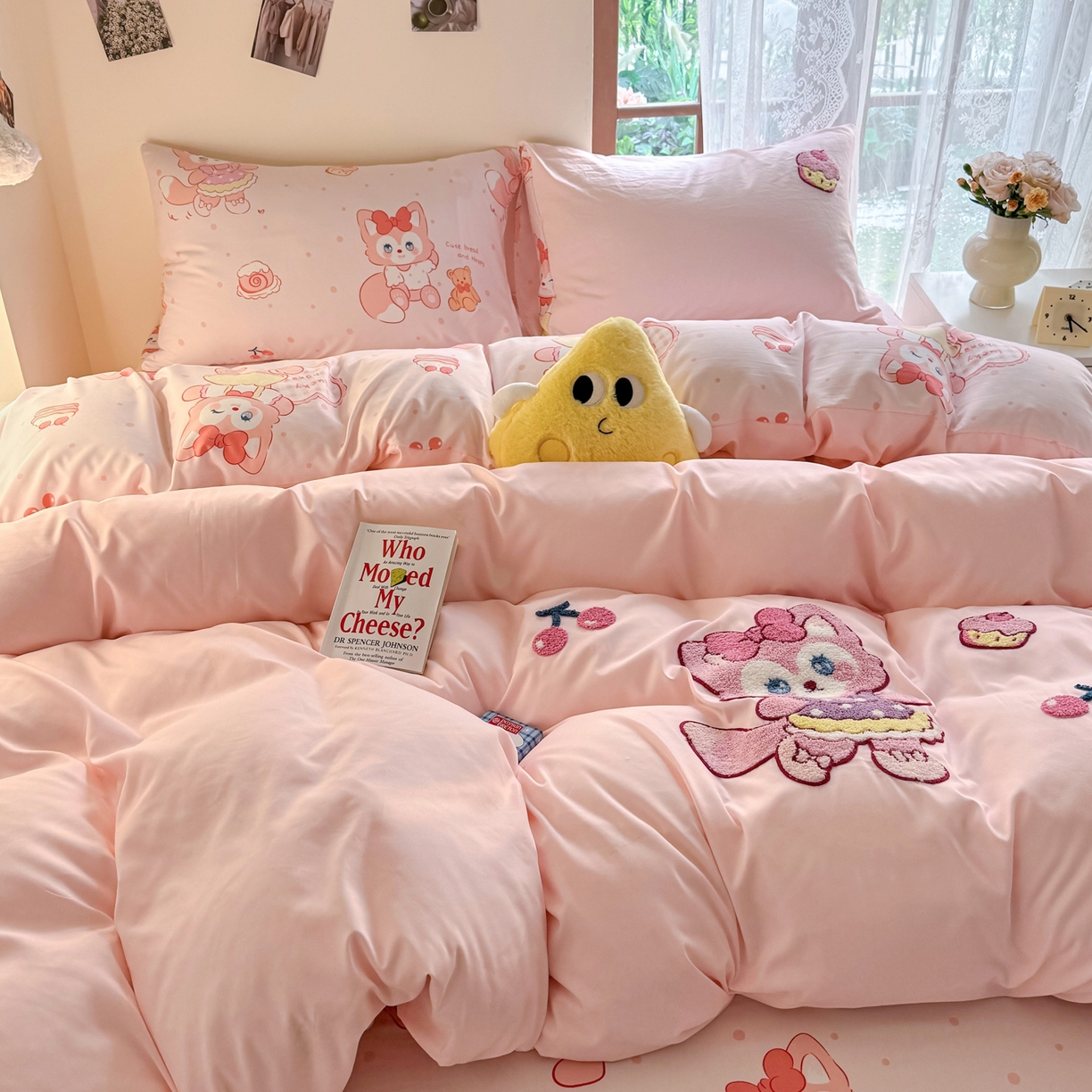 91家纺网 家纺一手货源 找家纺 优卡迪家纺馆 2026新款水洗棉印加绣四件套 玲娜-玉粉