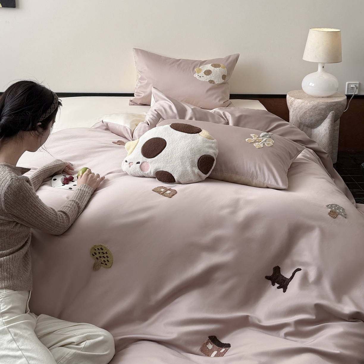 鹿班家居 2026春季新品100S长绒棉毛巾绣系列四件套-午后（标准会员-20元） 午后-粉白