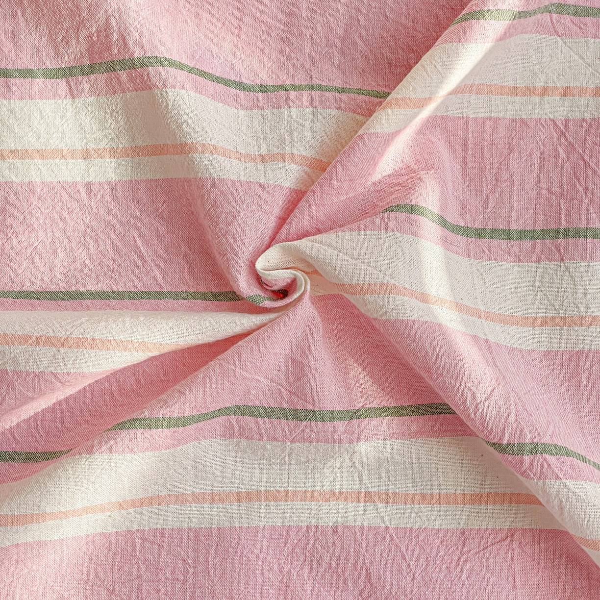 91家纺网 家纺一手货源 找家纺 柠萌家居 2026新款全棉A类色织水洗棉母婴级简约格子三件套床单 倾城-粉