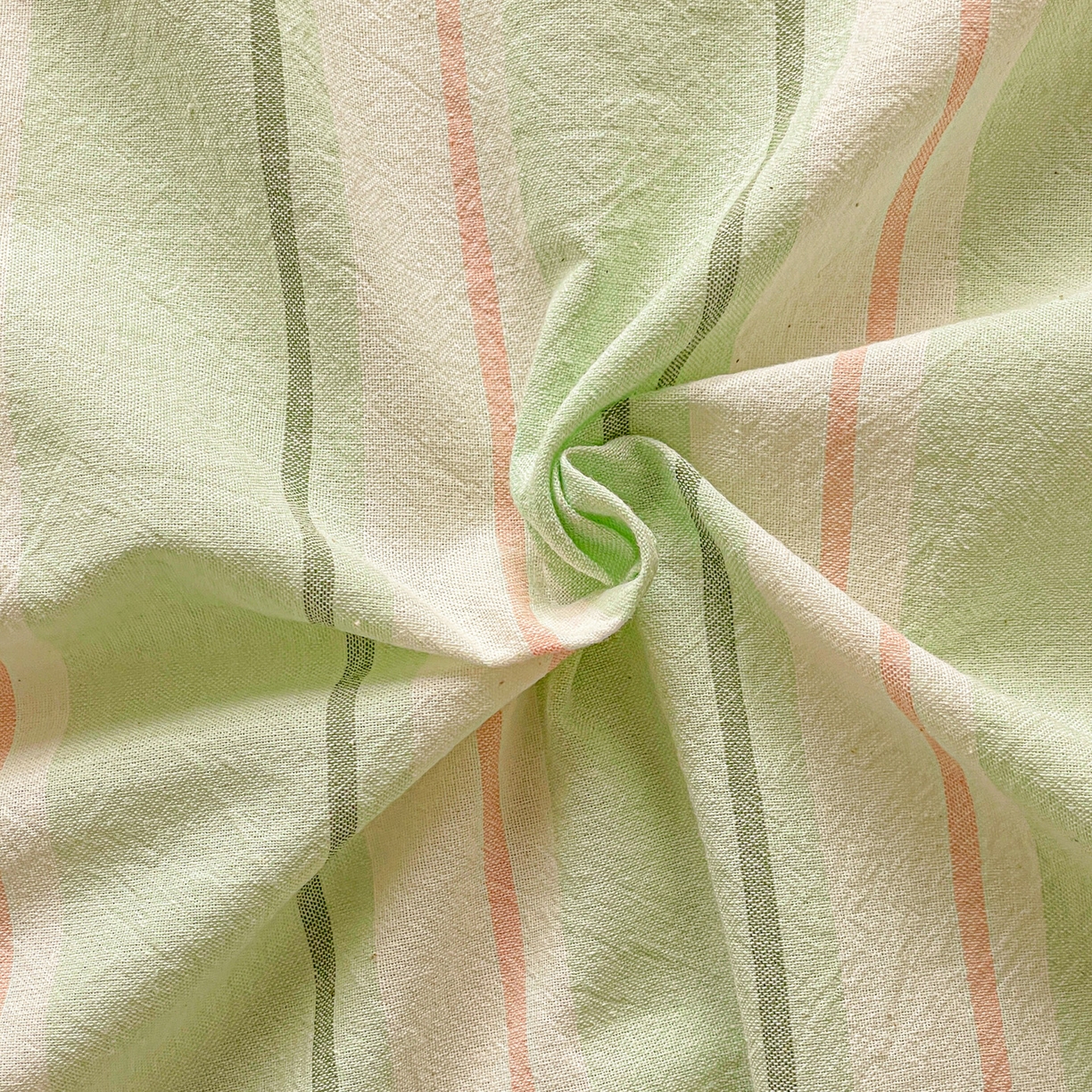 91家纺网 家纺一手货源 找家纺 柠萌家居 2026新款全棉A类色织水洗棉母婴级简约格子三件套床单 倾城-绿