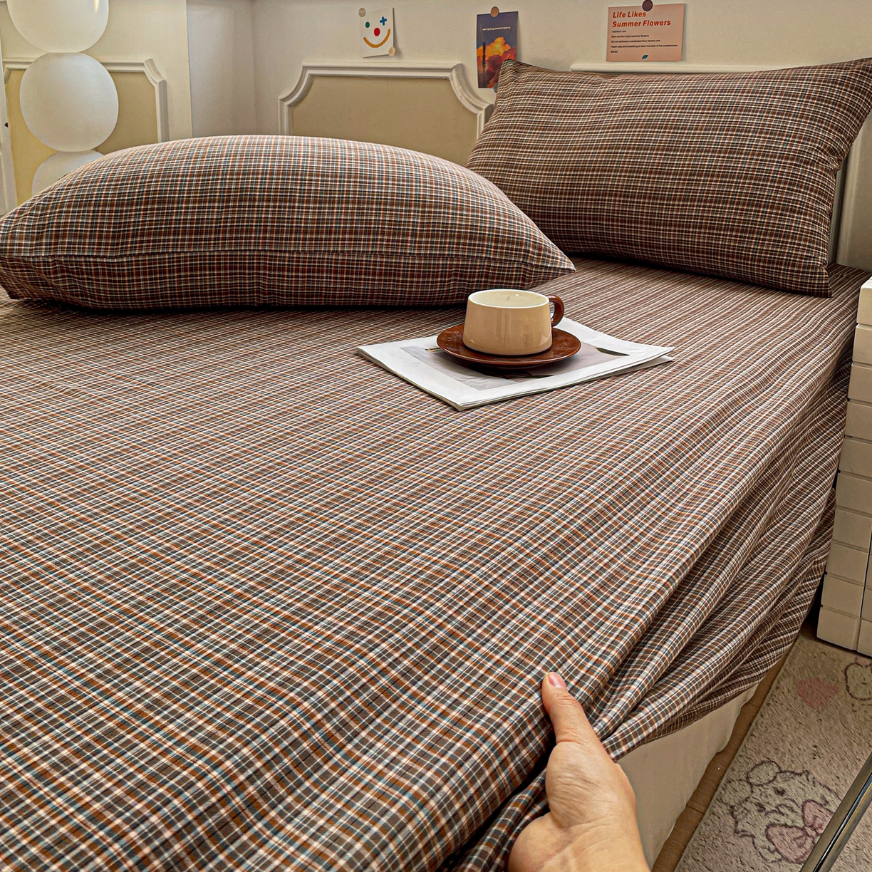 91家纺网 家纺一手货源 找家纺 柠萌家居 2026新款全棉A类色织水洗棉母婴级简约格子三件套床单 苏格兰-咖