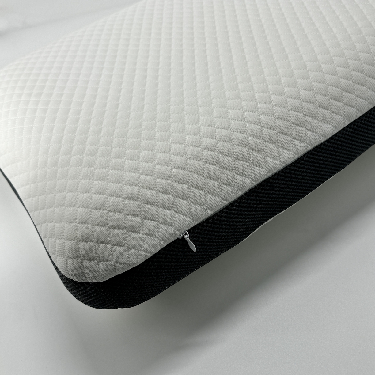 91家纺网 家纺一手货源 找家纺 （总）绮甜枕语 2026新款6040面包枕夏季新款凝胶慢回弹凝胶记忆枕 成人透气护颈椎枕批发