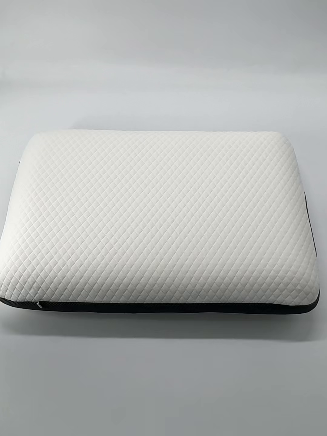 91家纺网 家纺一手货源 找家纺 （总）绮甜枕语 2026新款6040面包枕夏季新款凝胶慢回弹凝胶记忆枕 成人透气护颈椎枕批发