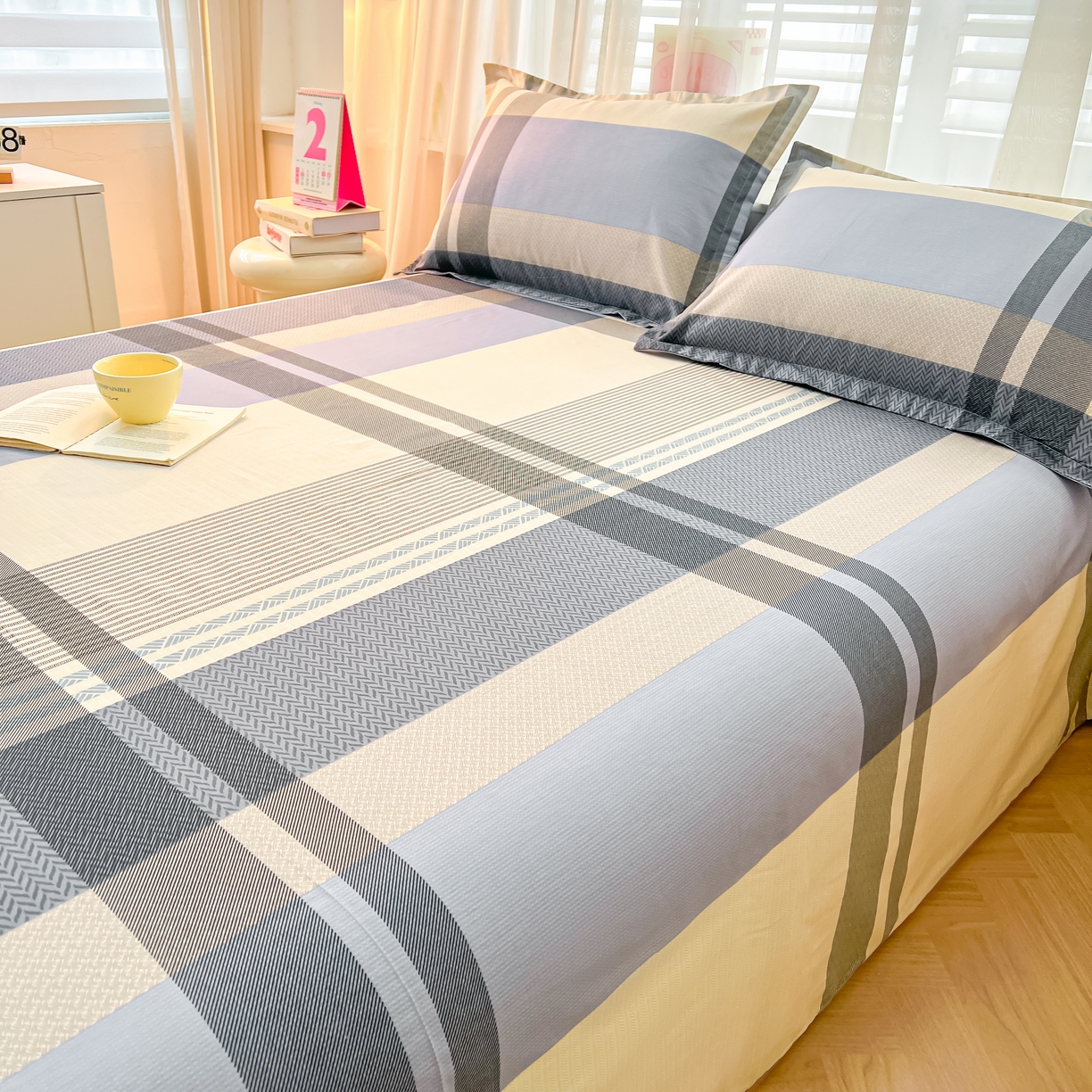 91家纺网 家纺一手货源 找家纺 珂博家纺 2026新款12868全棉纯棉小清新印花系列单床单床笠 格调都市