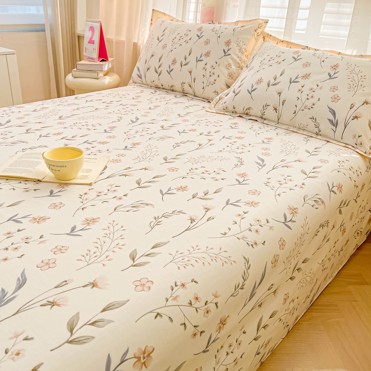 91家纺网 家纺一手货源 找家纺 珂博家纺 2026新款12868全棉纯棉小清新印花系列单床单床笠 花枝印象