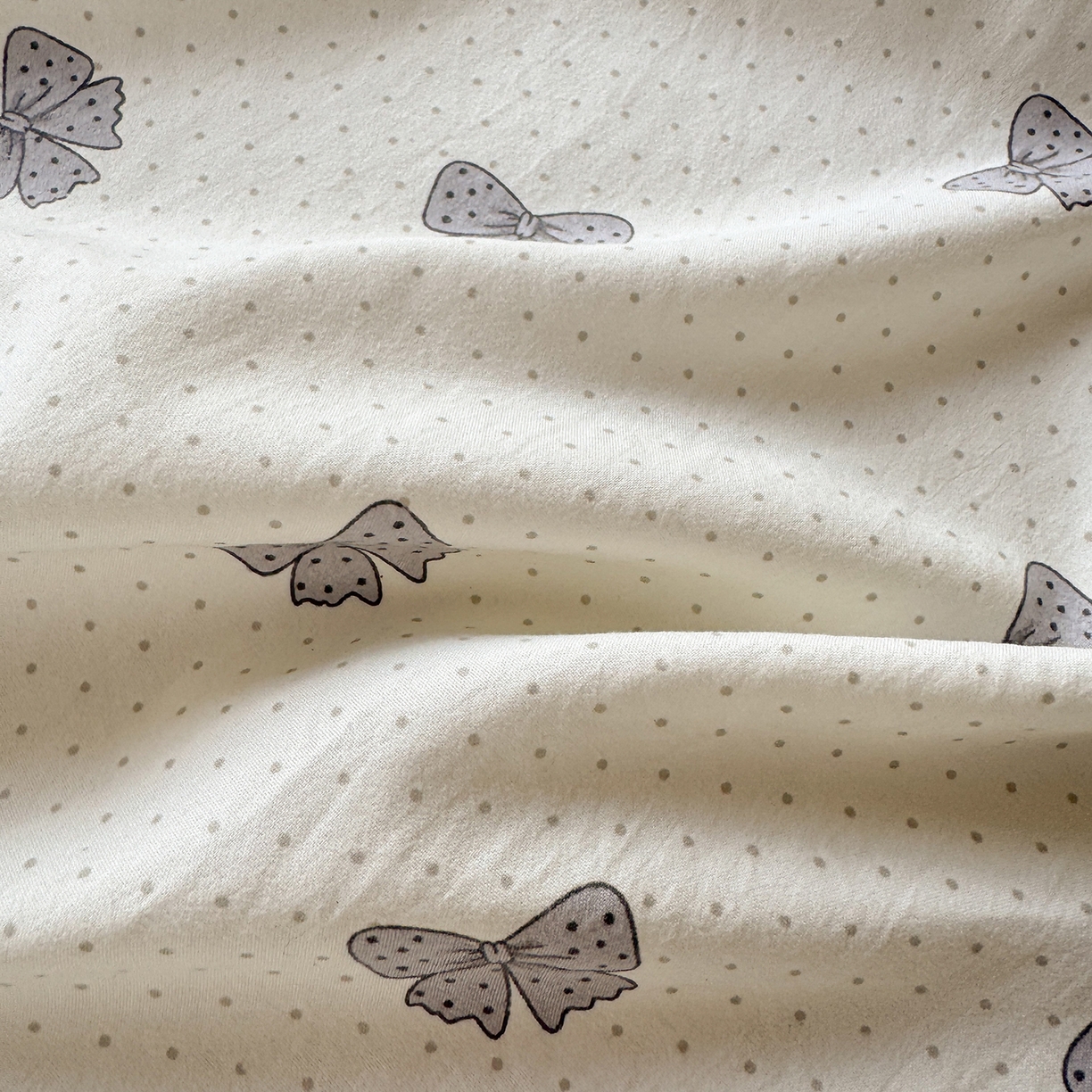 91家纺网 家纺一手货源 找家纺 沐芷 2026 【提供买家秀】古法水洗仿棉床笠席梦思床罩床垫防滑床套罩床笠三件套 巴黎甜心