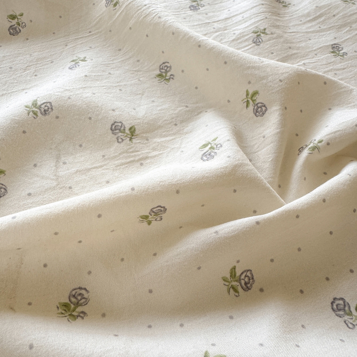 91家纺网 家纺一手货源 找家纺 沐芷 2026 【提供买家秀】古法水洗仿棉床笠席梦思床罩床垫防滑床套罩床笠三件套 白月光